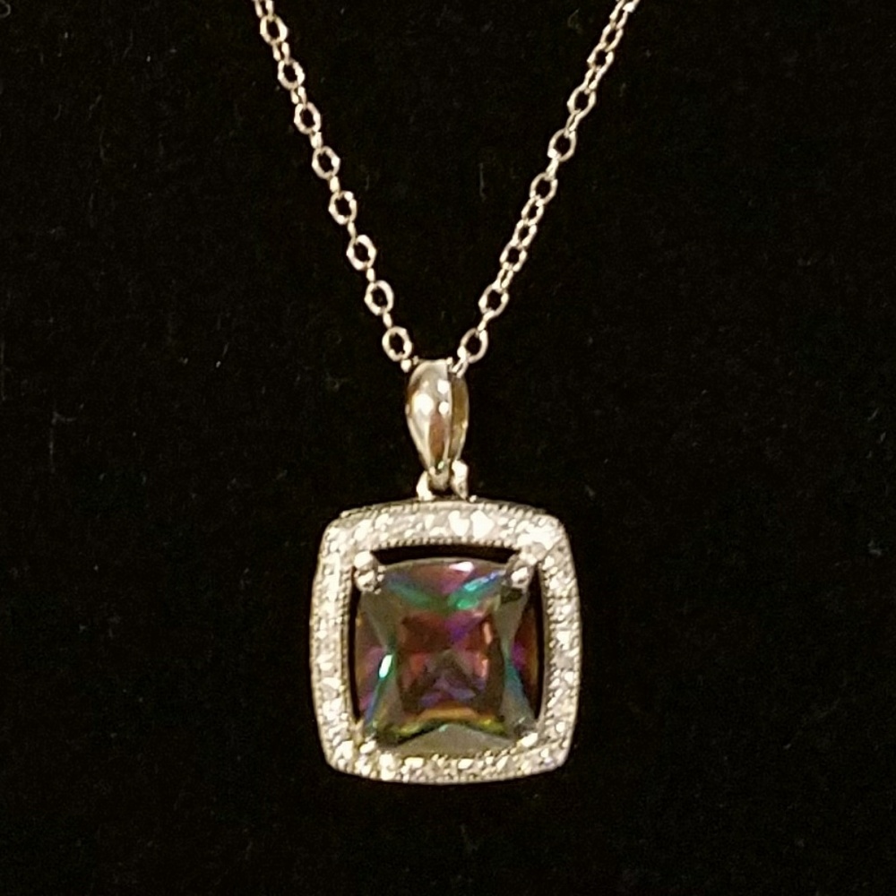 Necklace - Picture 2 of 2